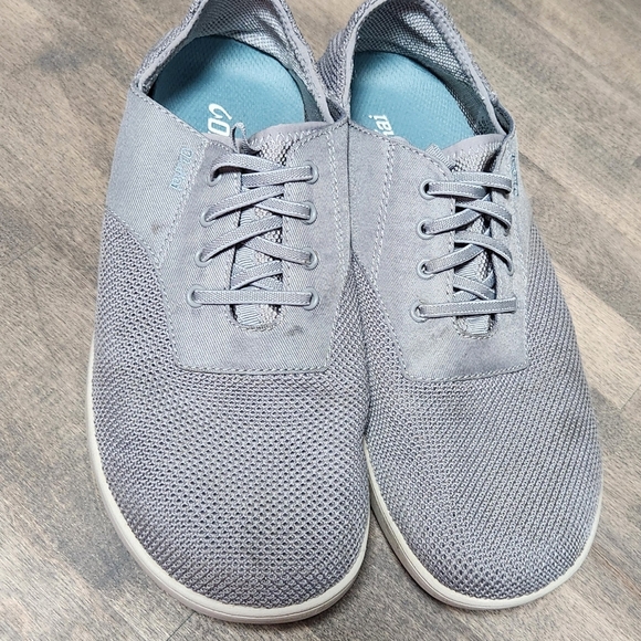 Men's Gray Olukai Shoes Size 10 - Picture 6 of 6